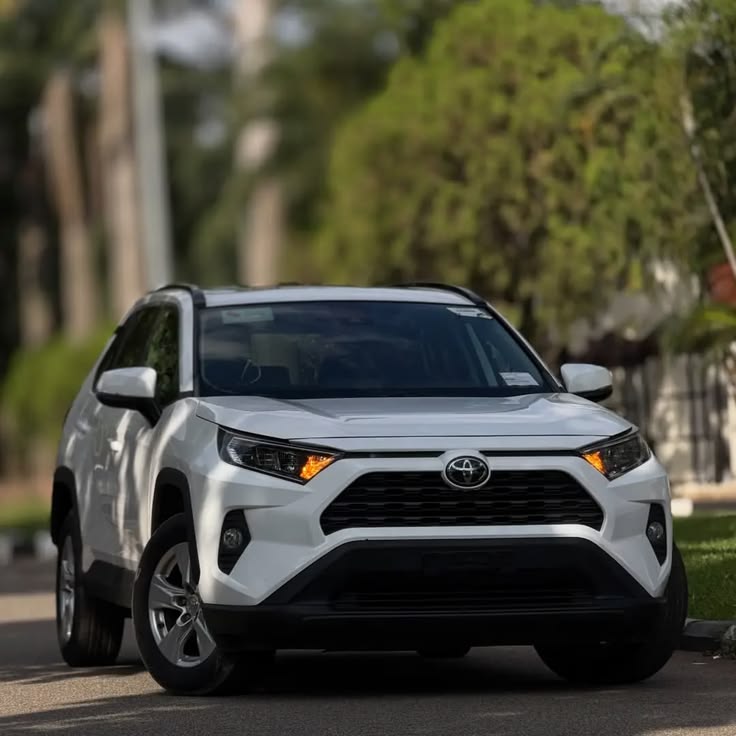 Toyota RAV4 XLE 2020