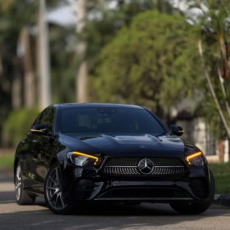 Mercedes-Benz E350 2023